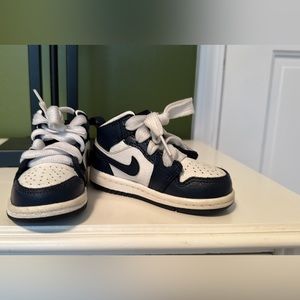 VGUC Nike Toddler shoes